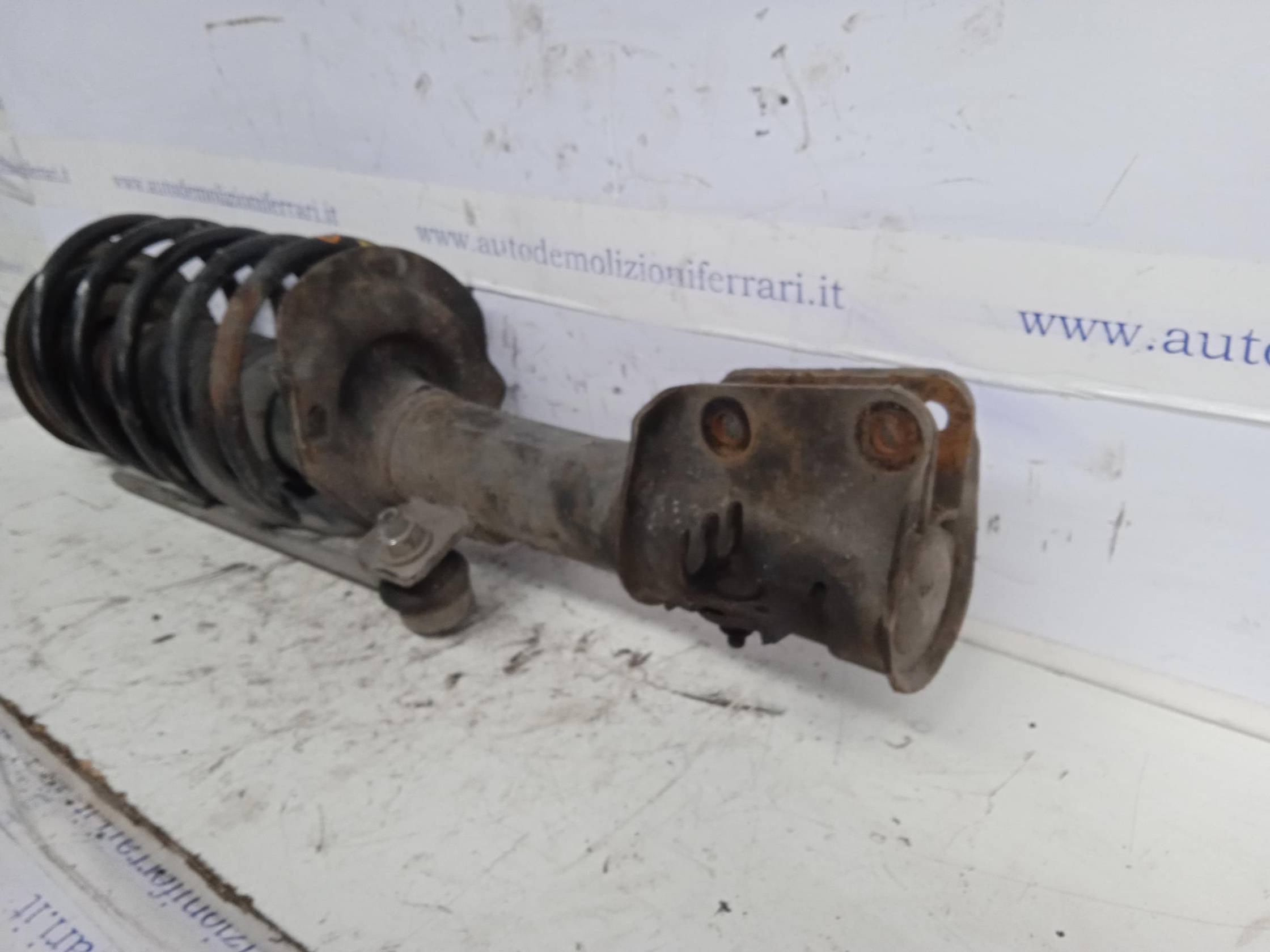 Ammortizzatore ant. dx.